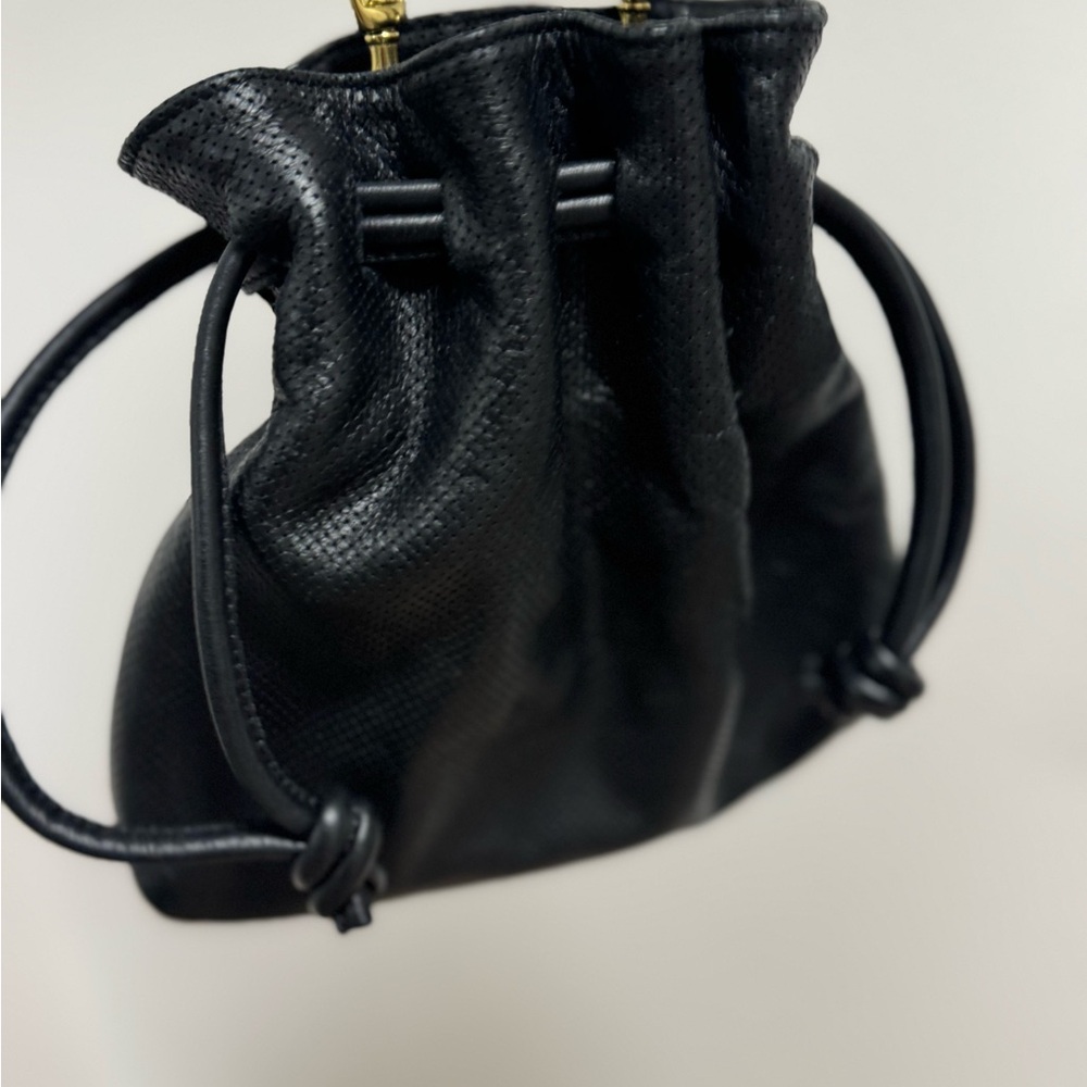 Clare v drawstring tote - Picture 4 of 10